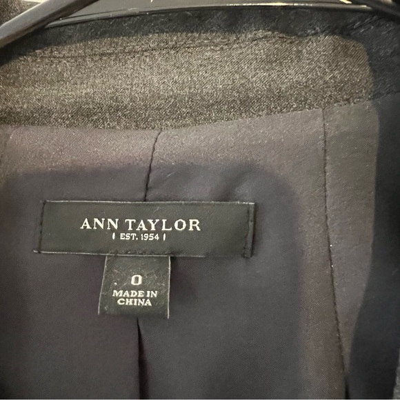 Ann Taylor Charcoal Suit Blazer/Jacket (no skirt) - Picture 2 of 5